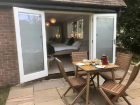 The Chalet, Lime Tree Cottage Andover